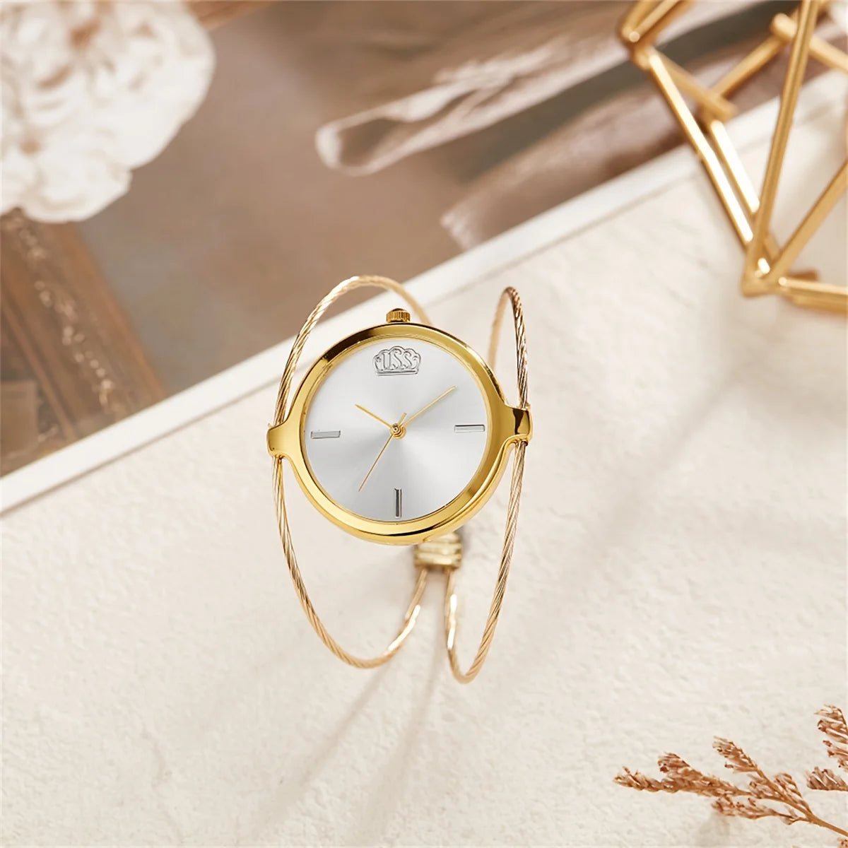 Vera Lune Watch - Jack Hafford