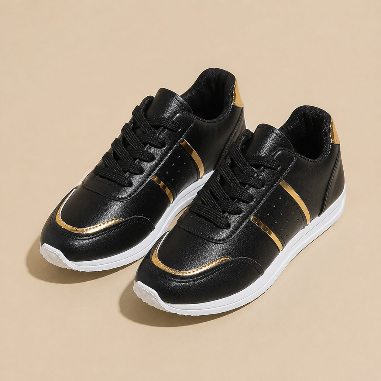 Masseri Low-Top Orthopedic Sneakers