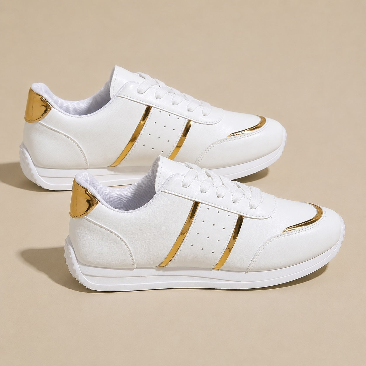Masseri Low-Top Orthopedic Sneakers