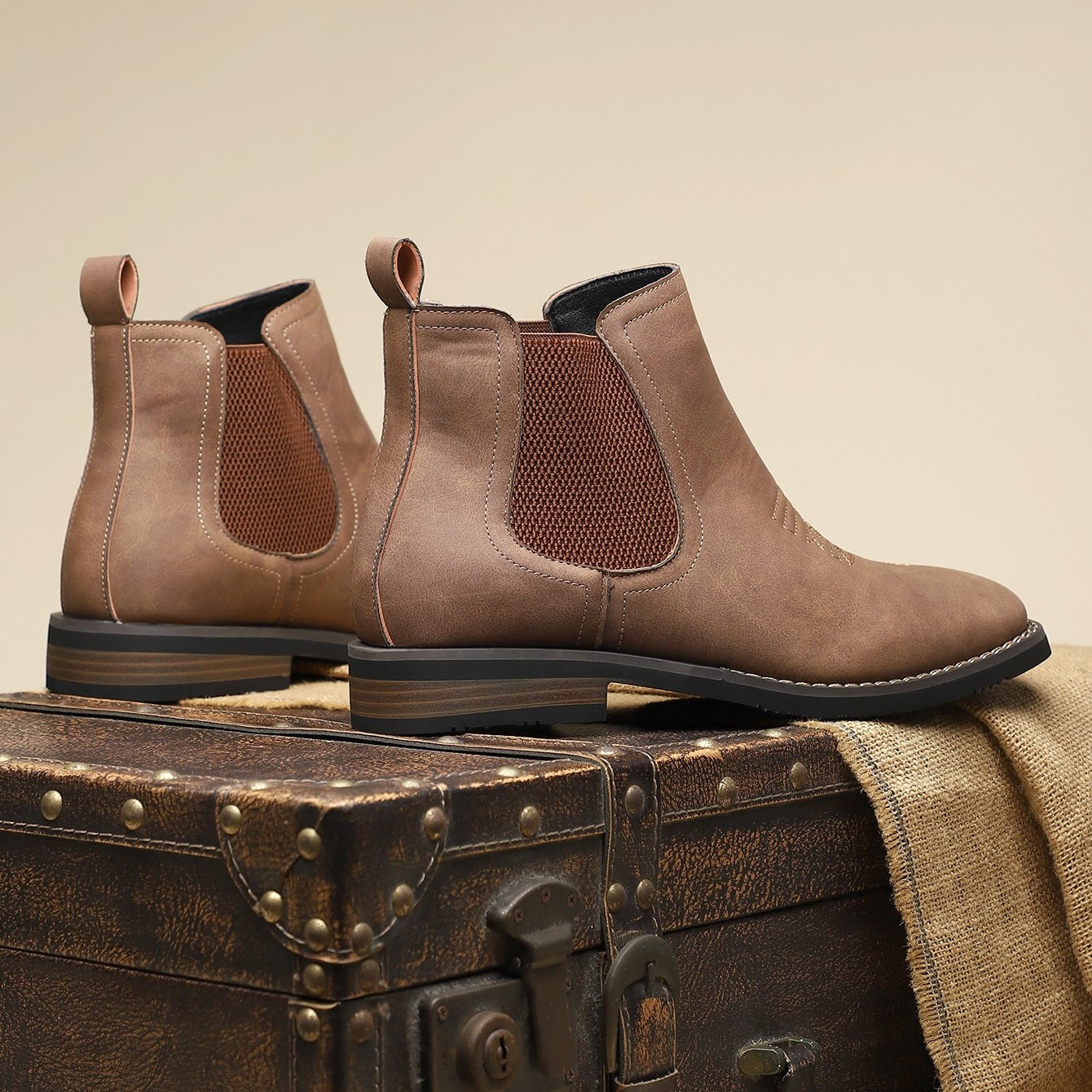 Isaac Leather Chelsea Boots
