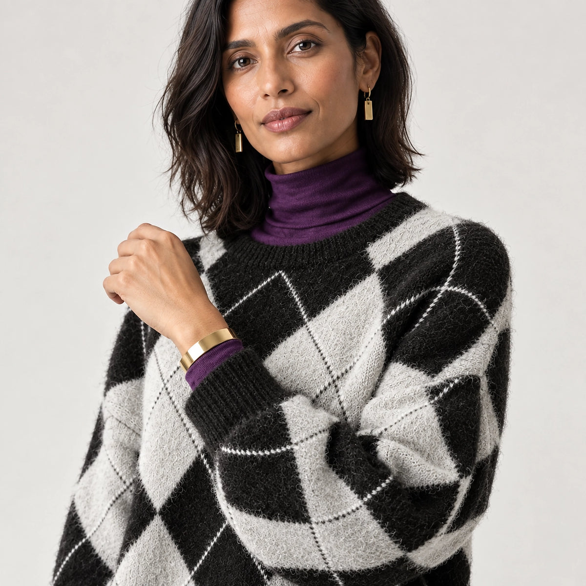 Halwyn Argyle Knit Sweater — Black (apparel detail)