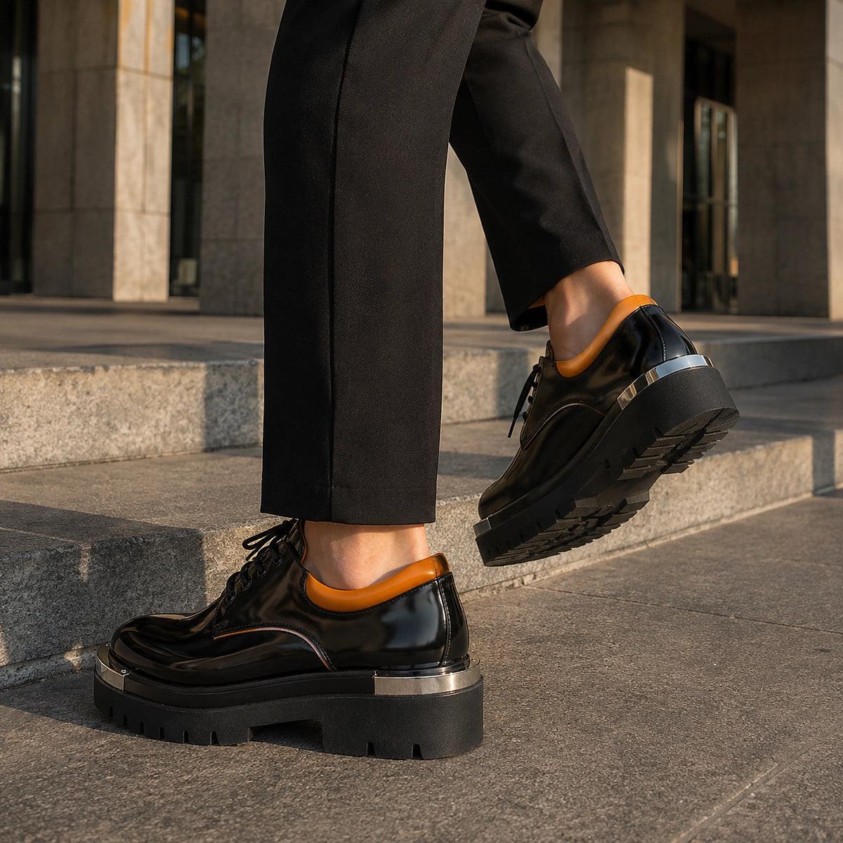 Halvord Leather Platform Oxford — Black (footwear environment 3)