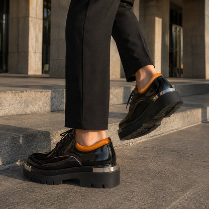 Halvord Leather Platform Oxford — Black (footwear environment 3)
