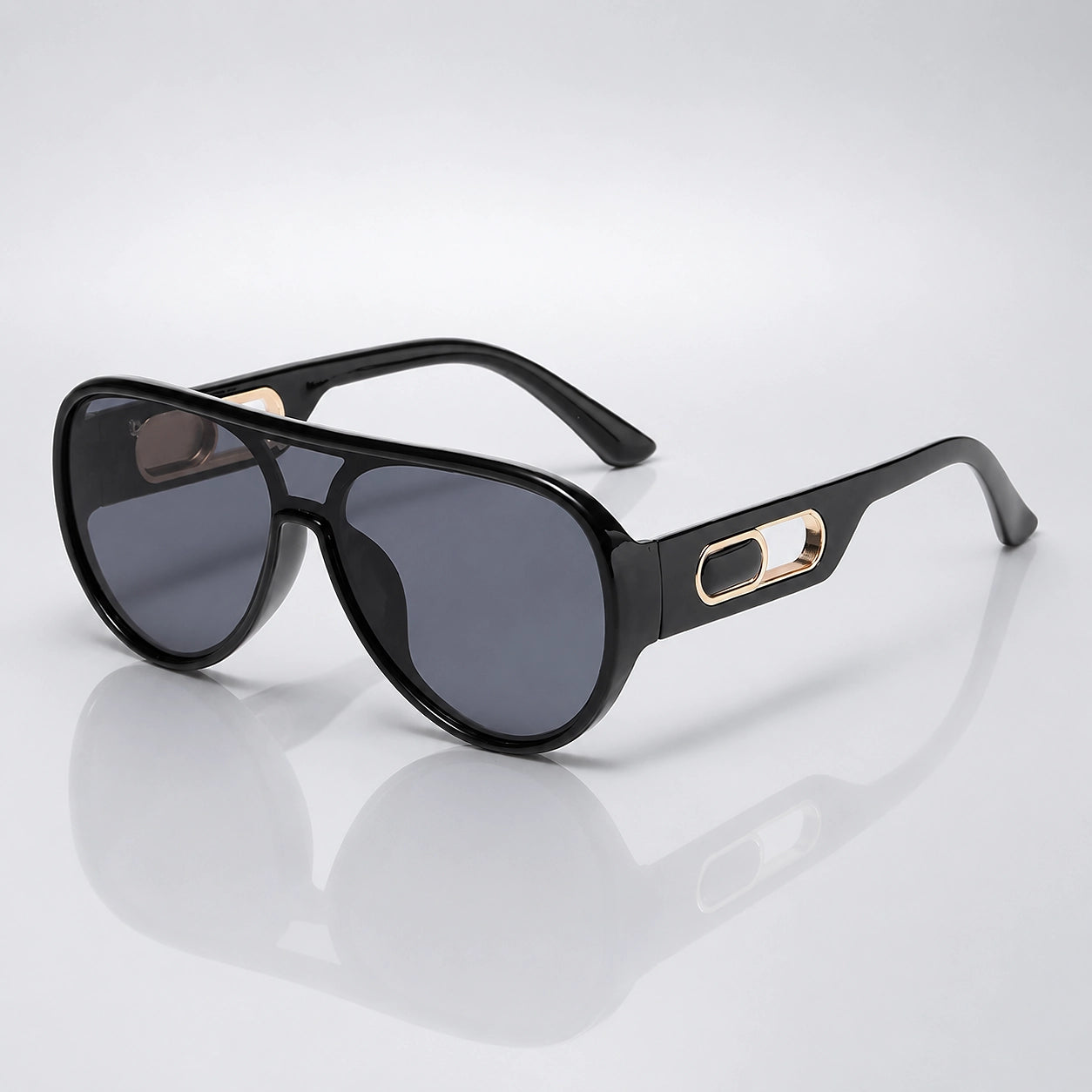 Quelra Toad Sunglasses — Black Frame Gray Film C1 (sunglasses hero)