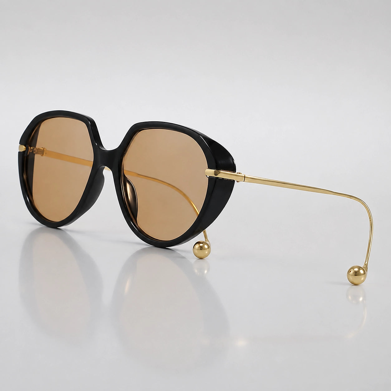 Halvara Brioso Sunglasses — Black/light Tea (sunglasses hero)