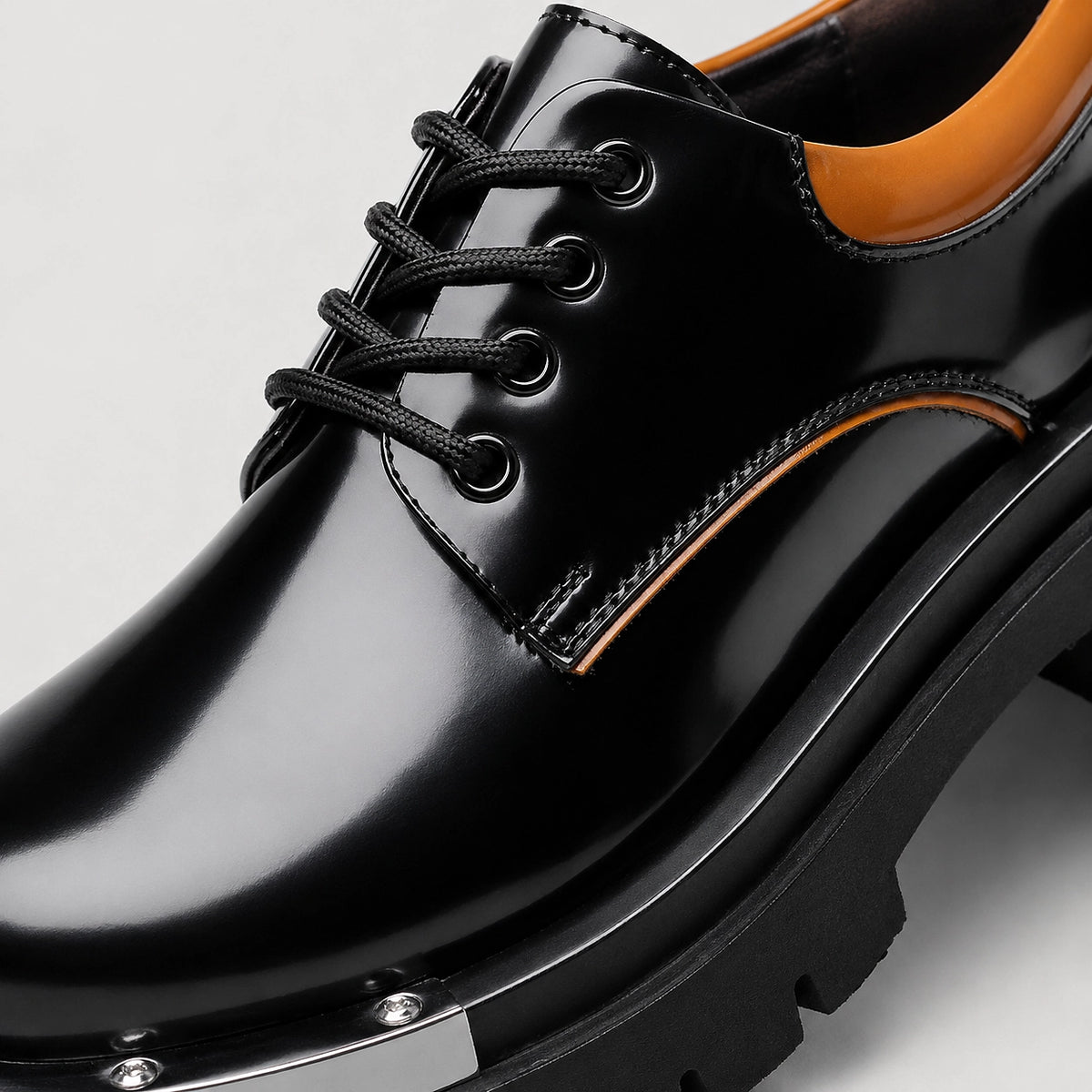 Halvord Leather Platform Oxford — Black (mens shoe zoom)
