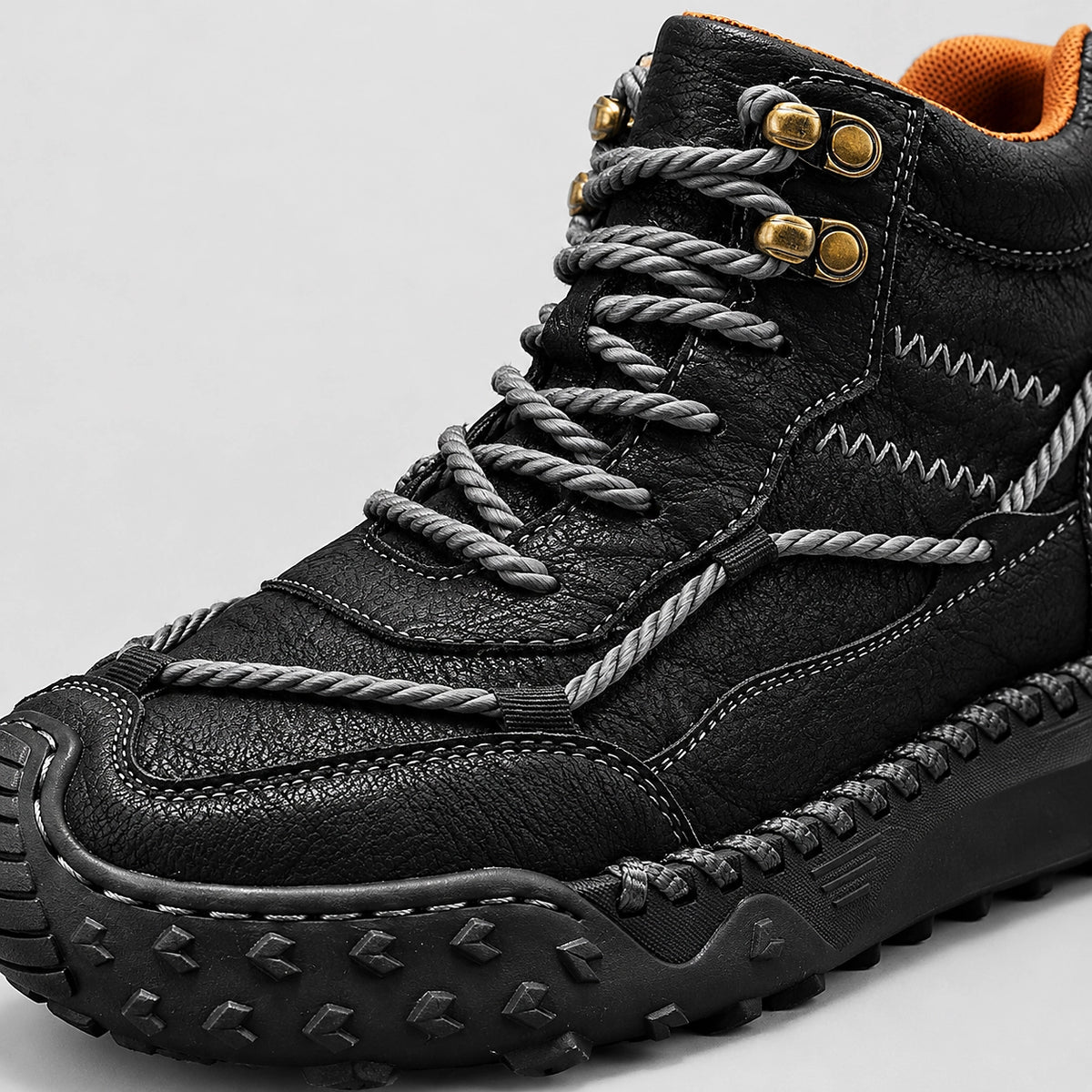 Dravell Leather High-Top Boots — Black (mens shoe zoom)