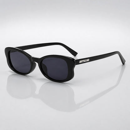 Pelora Rivena Sunglasses — C1黑框黑灰片 (sunglasses hero)