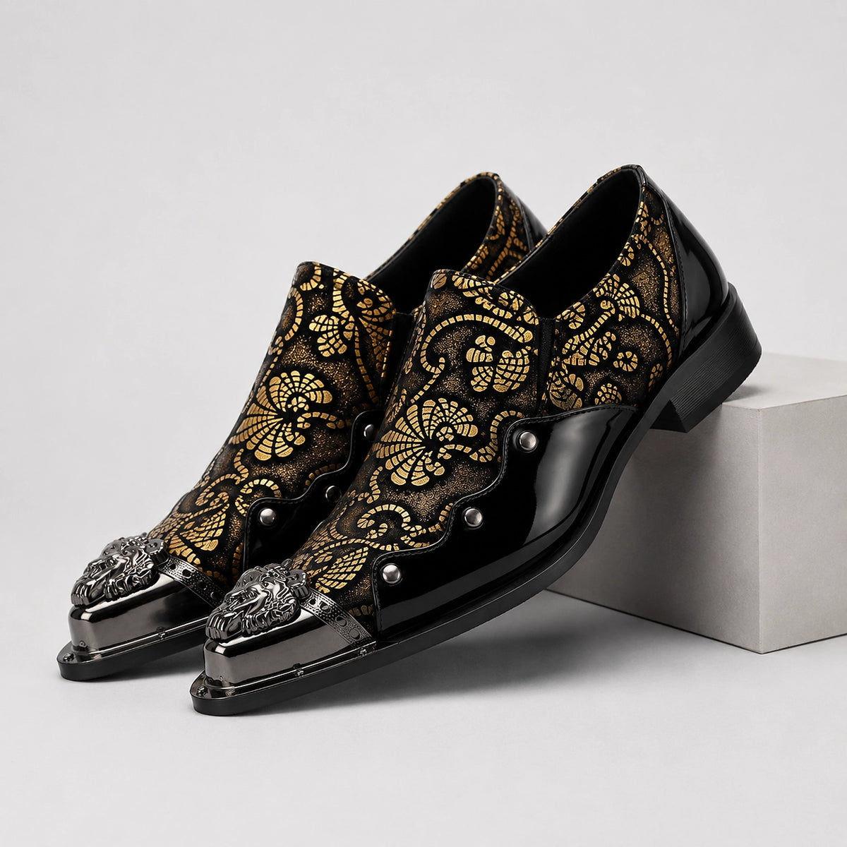 Halvorn Leather Pointed Loafers — Gold (mens shoe pedestal)