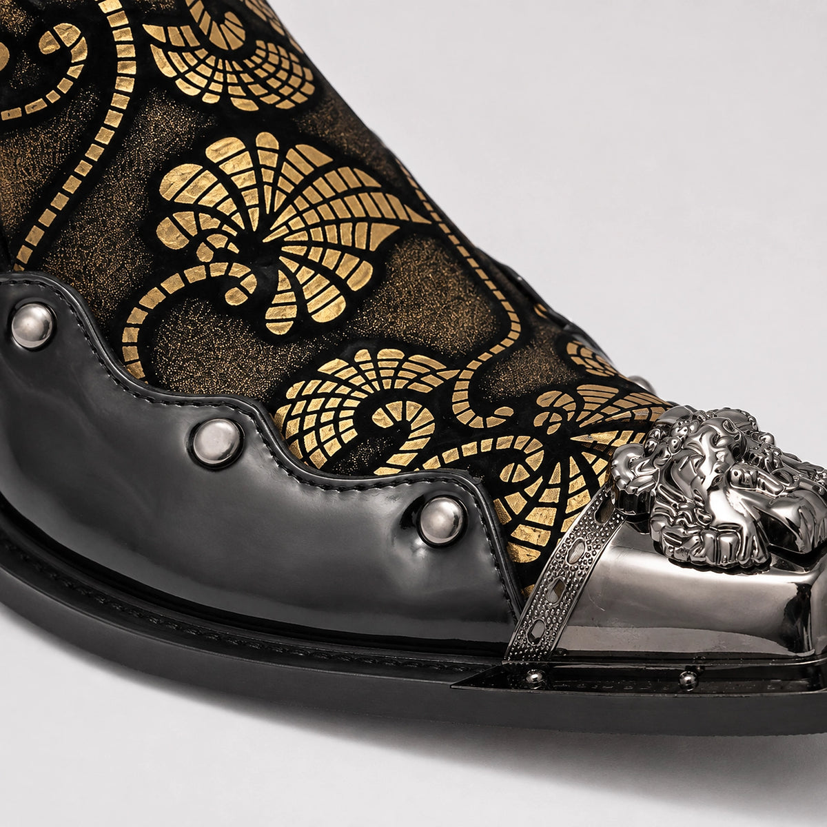 Halvorn Leather Pointed Loafers — Gold (mens shoe zoom)