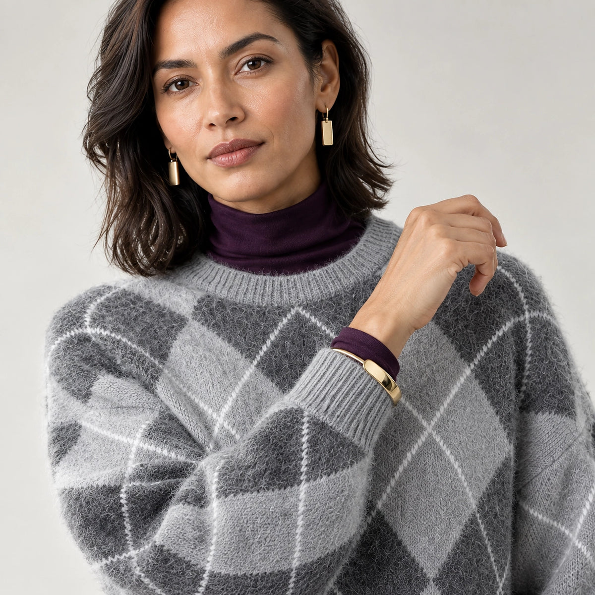 Halwyn Argyle Knit Sweater — Gray (apparel detail)