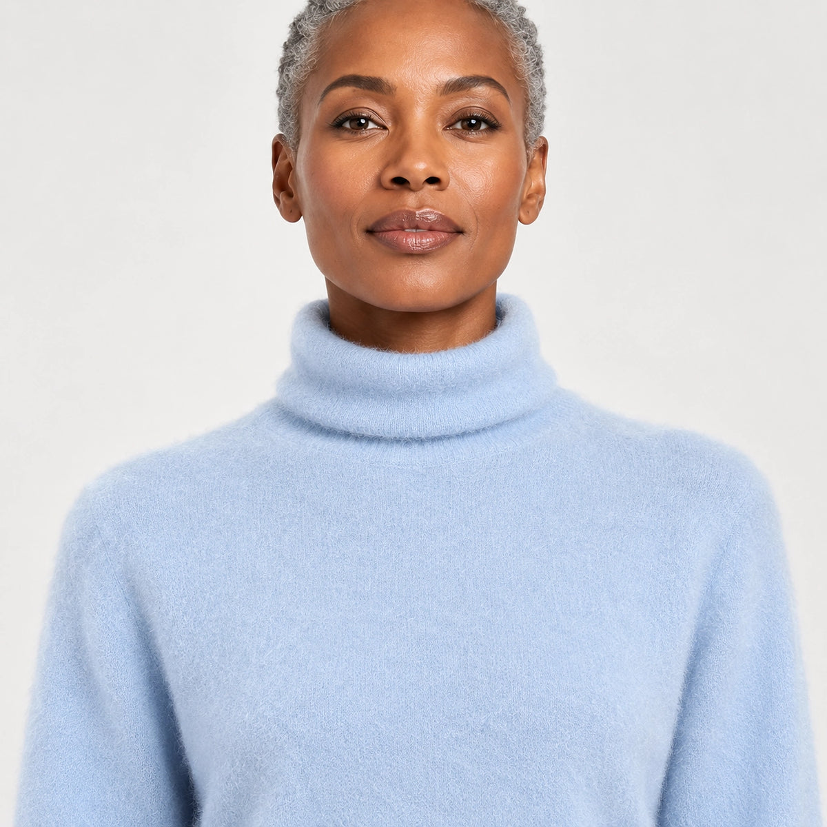 Delwyn Cashmere Turtleneck Sweater — Light Blue (apparel detail)