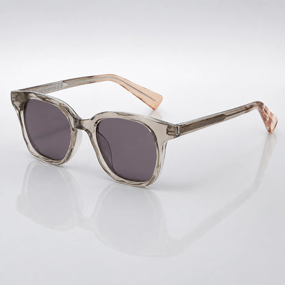 Quelva Mavio Sunglasses — Tan (sunglasses hero)
