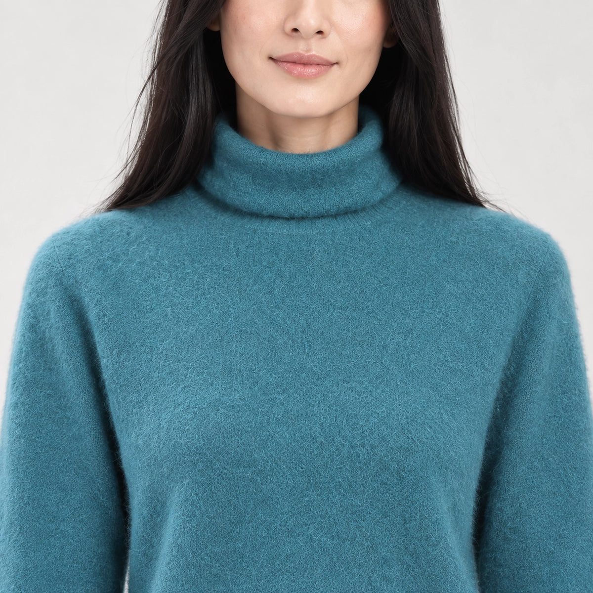 Delwyn Cashmere Turtleneck Sweater — Teal (apparel detail)