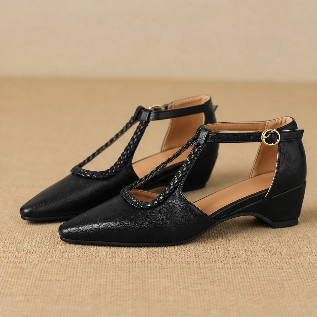 Zolara T-Strap Sandal Flats — 黑色 (studio solo alt cell1)