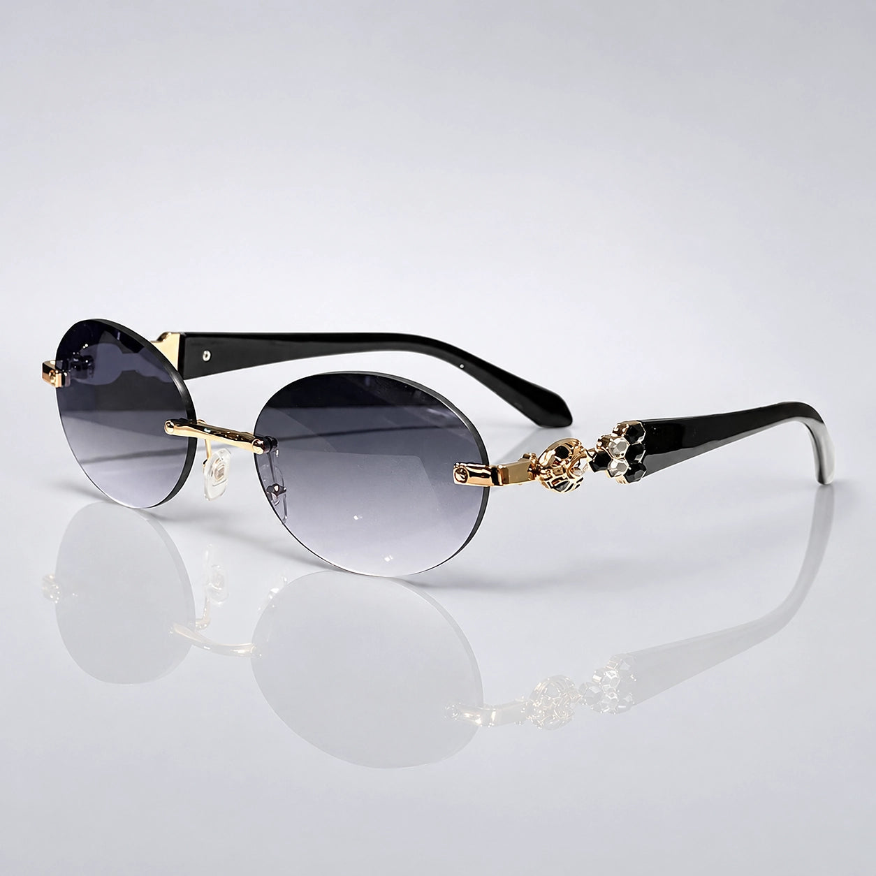 Quelra Bijou Sunglasses — 渐灰片金配件黑白钻黑色镜腿 (sunglasses hero)