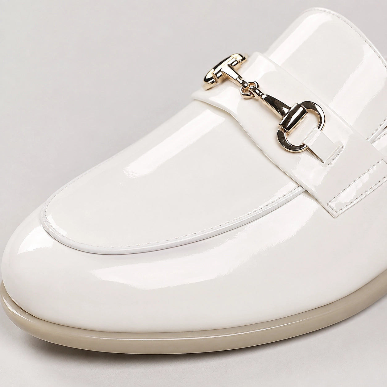 Halcourt Leather Horsebit Mule — White (mens shoe zoom)